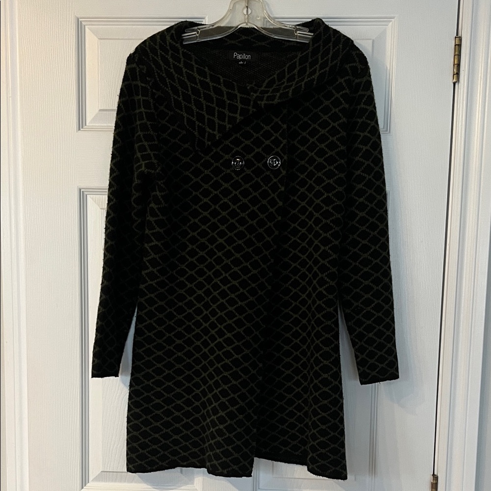 Papillion Black and green Geometric Cardigan